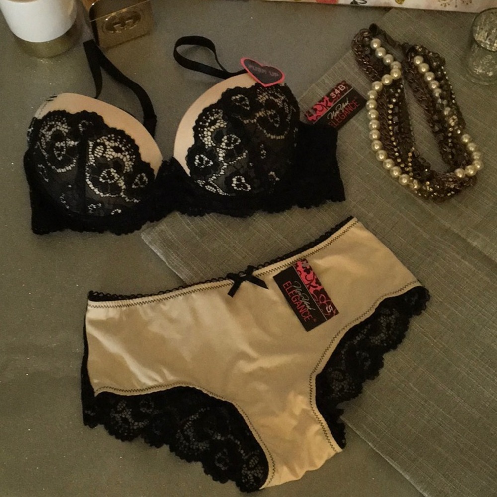 Brand new bra (push up) and panty set. Super cute!